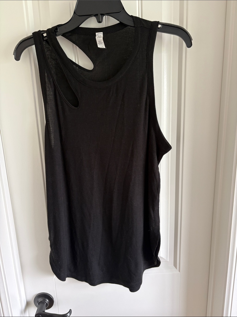 Alo Cut Out Tank Black size M - NWOT.